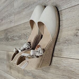 Anne Klein Size 9 1/2 Zia Wedge Espadrille Sandal Like New!!